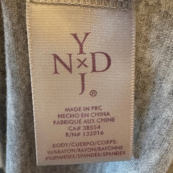 NYDJ Gray/White/Black Faux Leather Accent Raglan L/S Top, Womens size Large - Picture 8 of 11